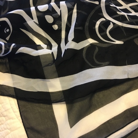 Sheer bathing suit cover up - Picture 4 of 5